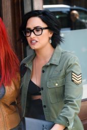 Demi Lovato Casual Style - Leaving Her Hotel in NYC 3/22/2016 