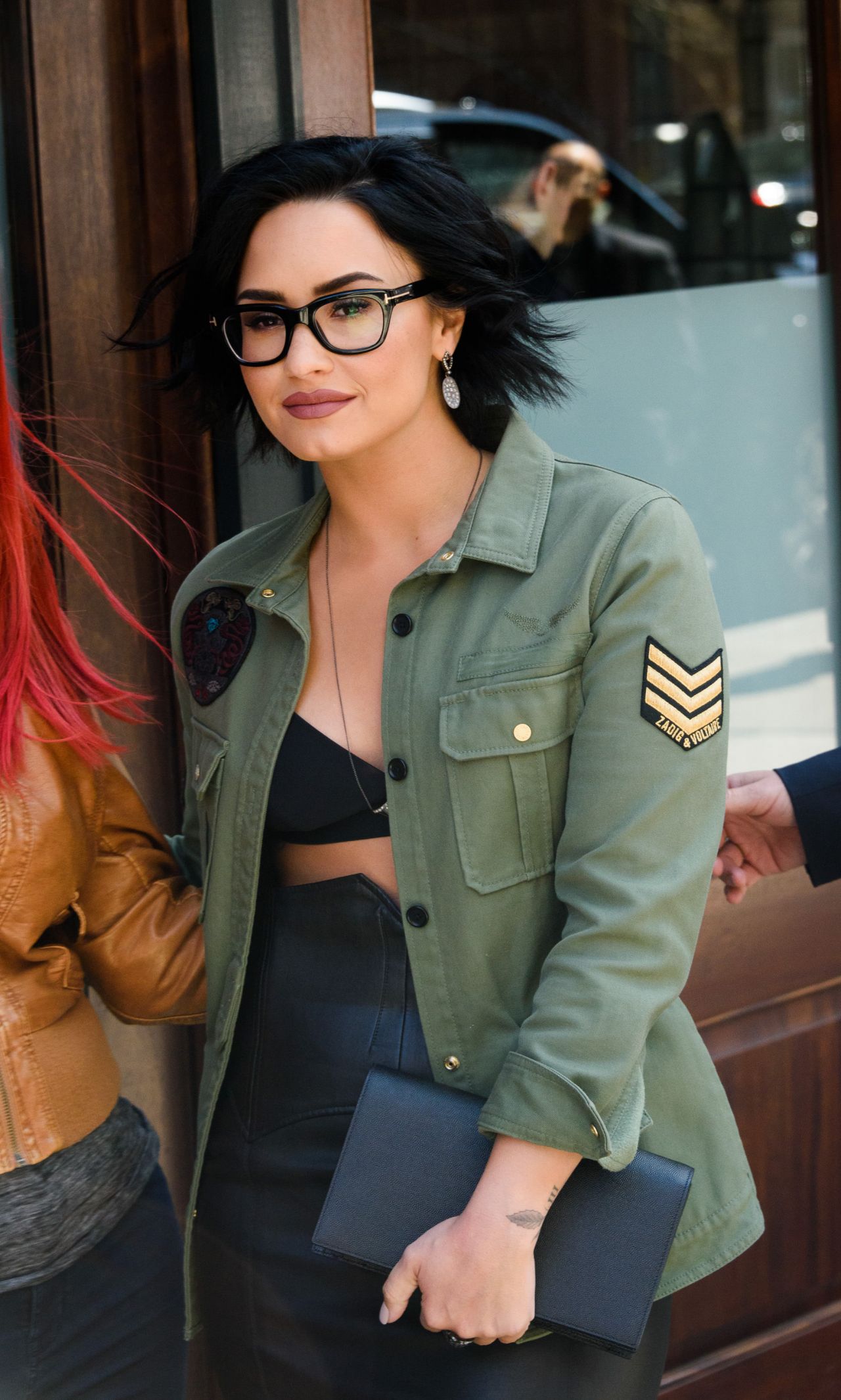 Demi Lovato Casual Style - Leaving Her Hotel in NYC 3/22/2016 • CelebMafia