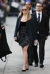 Elizabeth Olsen - Leaving the ABC Studios After Jimmy Kimmel Live in Los Angeles 3/21/2016