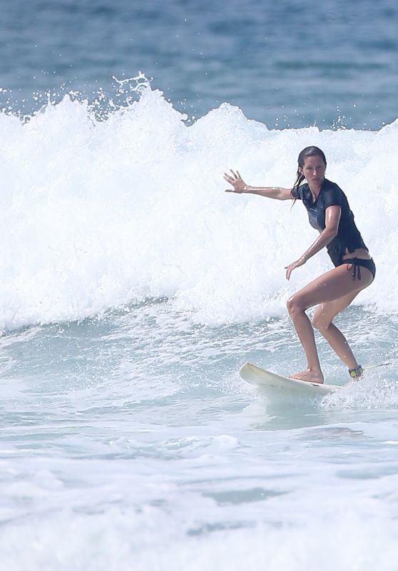 Gisele Bundchen - Surfing Vacation With Husband Tom Brady in Costa Rica, March 2016