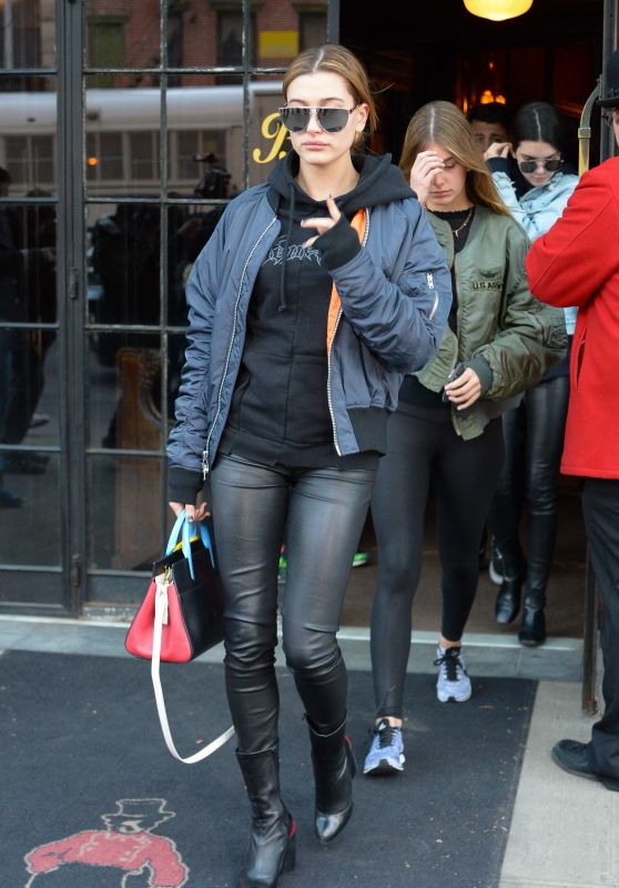 Hailey Baldwin Street Style - Leaving the Bowery Hotel in NYC 3/29/2016 