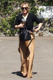 Hilary Duff - Shopping in Los Angeles, CA 3/17/2016