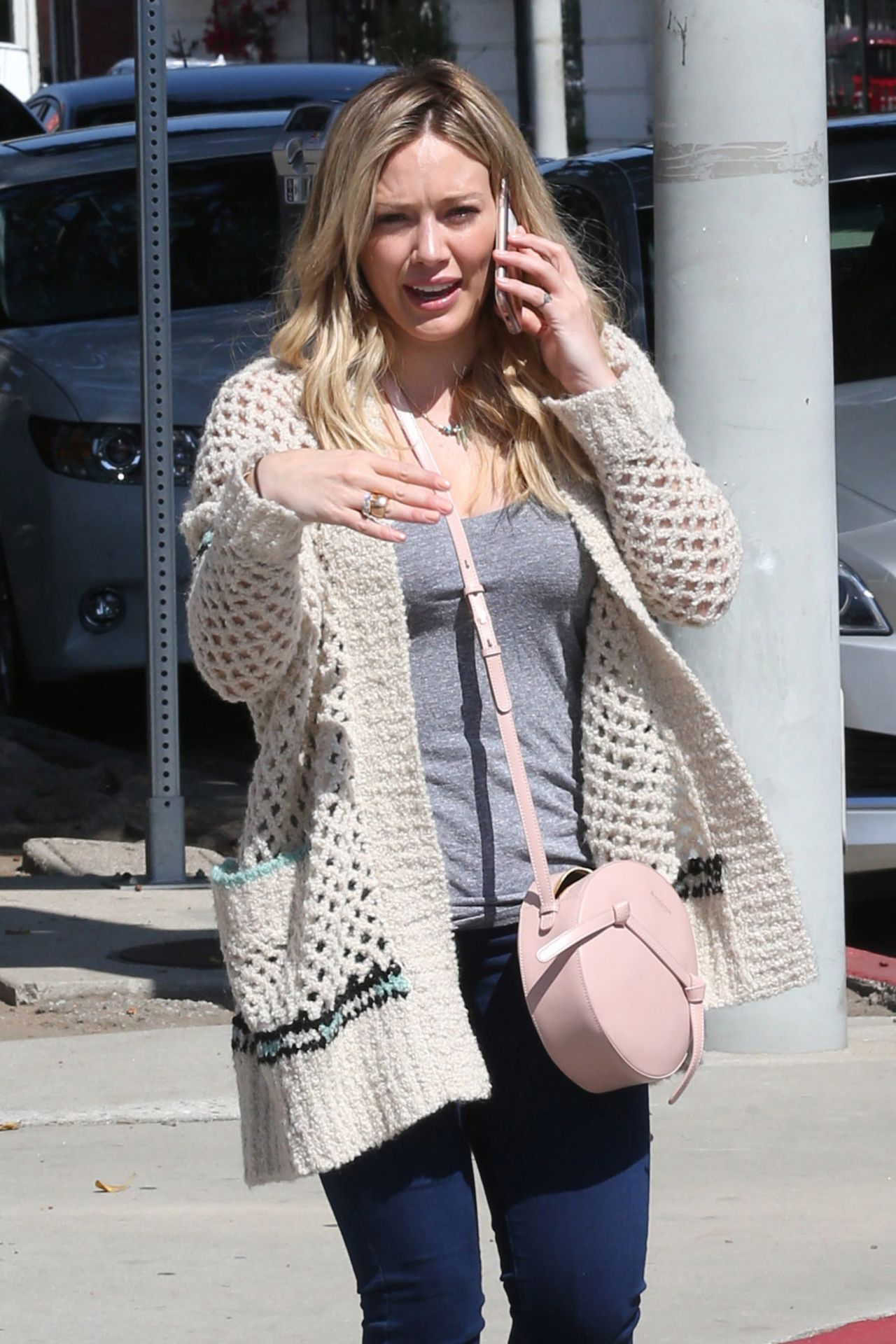 Hilary Duff Street Style - Out in Beverly Hills 3/26/2016 • CelebMafia
