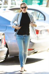 Jennifer Garner in Jeans - Shopping in Los Angeles, CA 3/12/2016