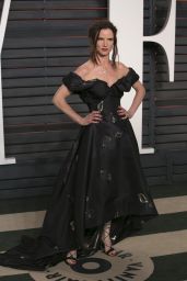 Juliette Lewis – 2016 Vanity Fair Oscar Party in Beverly Hills, CA