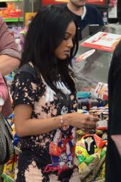 Karrueche Tran - Grabs Some Items at a Local 7Eleven Near Her House in West Hollywood 3/5/2016
