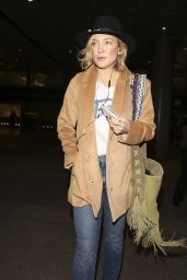 Kate Hudson Airport Style - Arrives at Lax in Los Angeles 3/6/2016