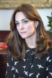 Kate Middleton - Met With Jonny Benjamin and Neil Laybourn at Kensington Palace 3/10/2016