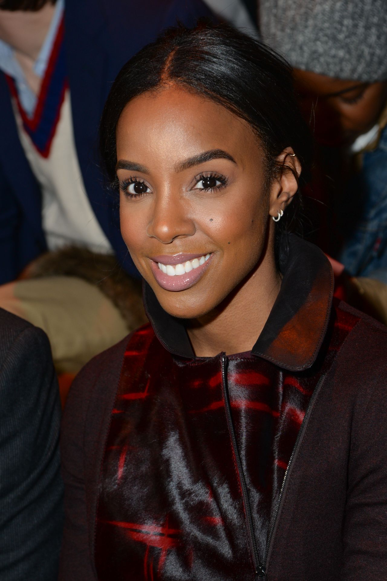 Kelly Rowland - Akris Fashion Show in Paris - Autumn Winter 2016