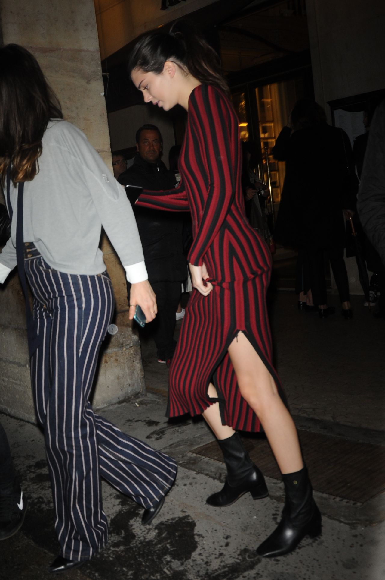 Kendall-Jenner–Leaving-the-Dior-Afterparty-altuzarra-3 – Fashion