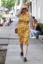 Kirsten Dunst - Strolling in Los Angeles 3/02/2016