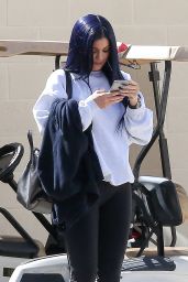 Kylie Jenner Shows Off Her New Hair Color- Out in Calabasas 3/12/2016