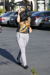 Kylie Jenner Street Style - Out in Calabasas 3/24/2016