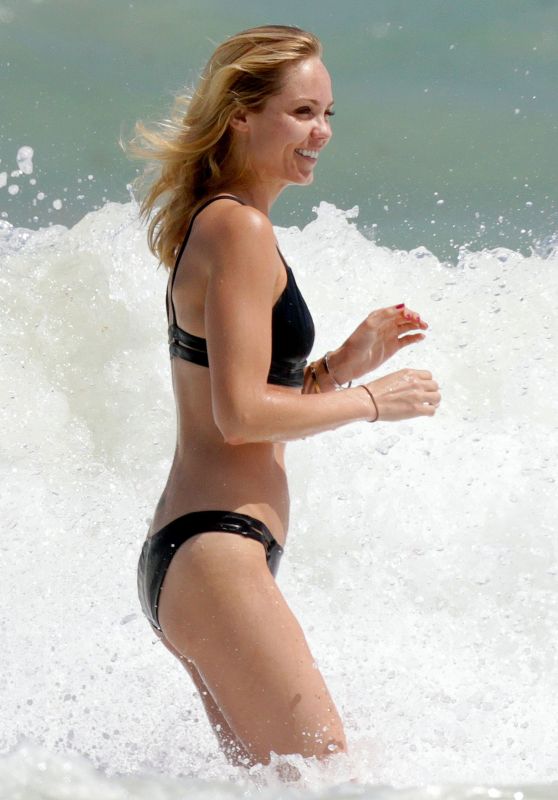 Laura Vandervoort in a Bikini at a Beach in Mexico 3/28/2016 