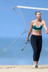 Maria Sharapova on the Beach in Santa Monica 3/9/2016