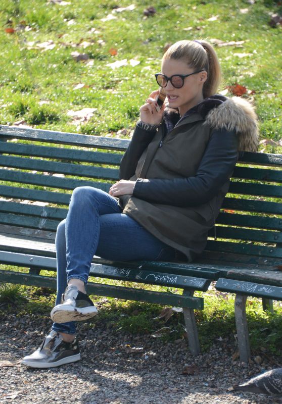 Michelle Hunziker at the Park in Milan, Italy 3/1/2016