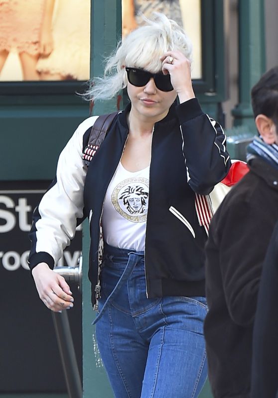 Miley Cyrus Street Style - Out in SoHo, New York City 3/29/2016