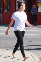 Mindy Mann - Goes For a Barefoot Stroll in Studio City 3/12/2016