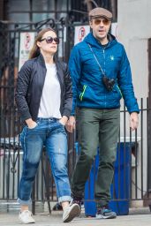 Olivia Wilde and Her Fiance Take a Spring Time Walk in New York City 3/8/2016