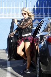 Paige VanZant - Arrives at the DWTS Rehearsal Studio in Hollywood 3/22/2016