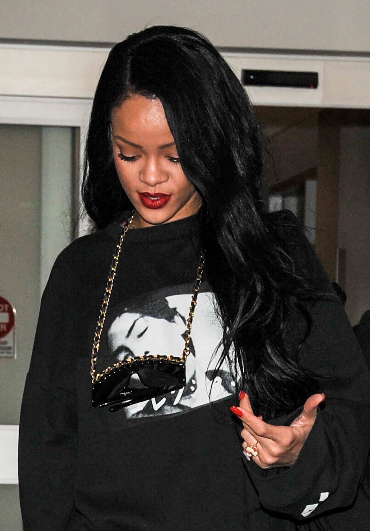 Rihanna at LAX Airport in Los Angeles, March 2016 • CelebMafia