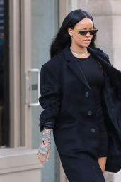 Rihanna Street Fashion - New York City, 3/30/2016 