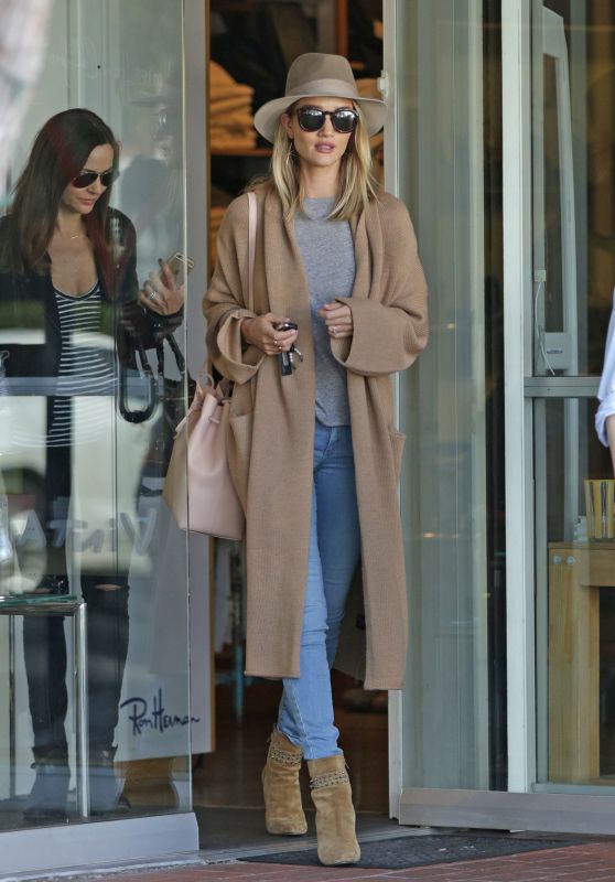 Rosie Huntington-Whiteley Style and Fashion Inspirations - Leaves Fred Segal in West Hollywood 3/15/2016