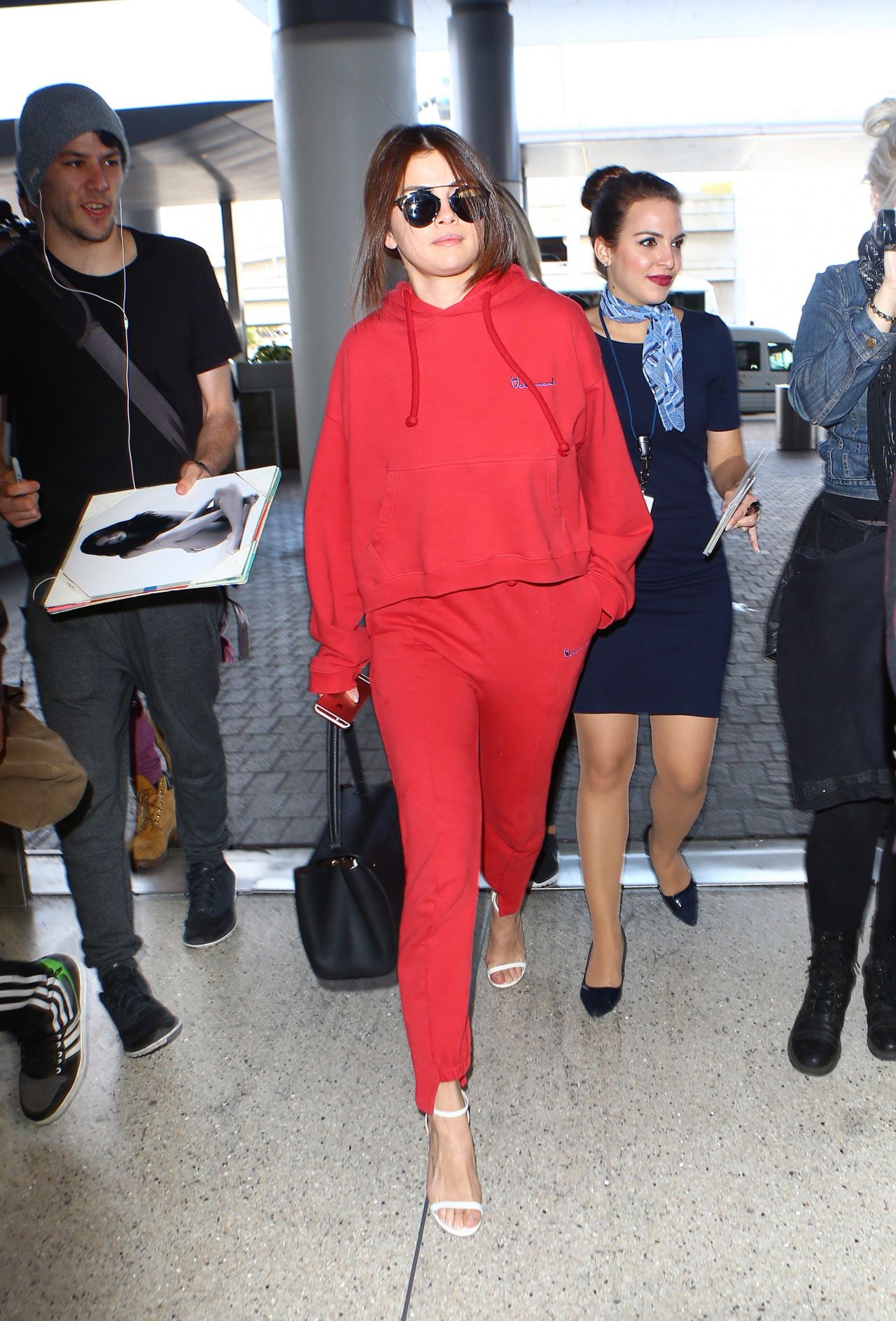 Selena Gomez LAX Airport February 16, 2016 – Star Style