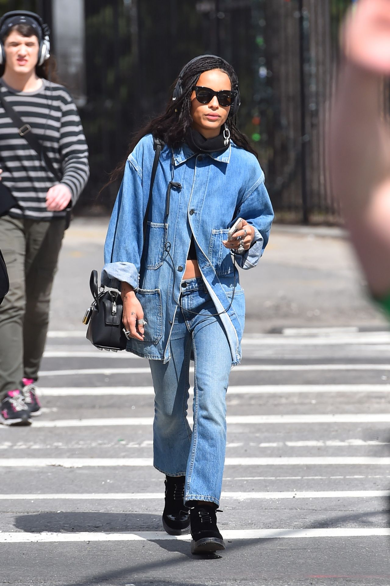 Zoë Kravitz in Jeans - Out in New York City 3/17/2016 • CelebMafia