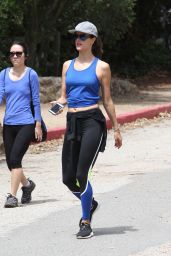 Alessandra Ambrosio - Hiking With Friends in Palisades 4/10/2016