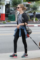 Amanda Seyfried - Takes Finn For a Walk Around West Hollywood 4/10/2016