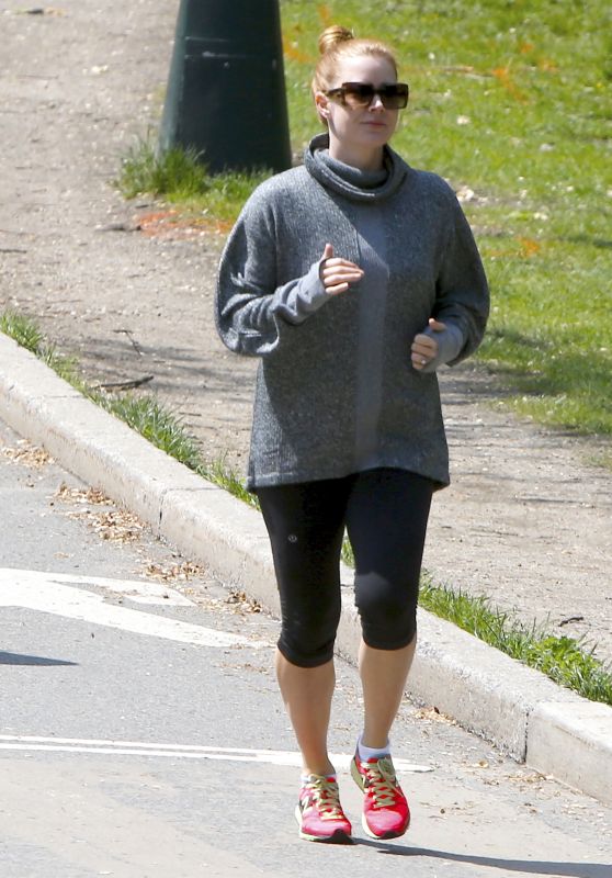 Amy Adams in Leggings - Out for a Jog in New York City 4/26/2016