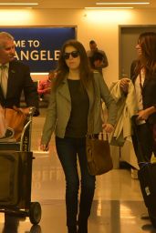 Anna Kendrick - Arriving at LAX Airport in Los Angeles 4/7/2016