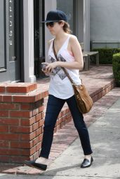 Anna Kendrick - Stops by Kate Somerville in Beverly Hills  4/11/2016