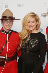 Avril Lavigne on Red Carpet - 2016 Juno Awards in Calgary