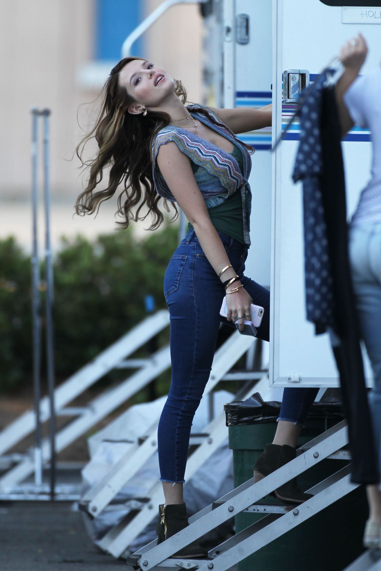 Bella Thorne In Tight Jeans On The Set Of You Get Me In Los Angeles 4 23 2016