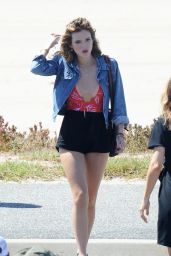 Bella Thorne - On the Set of 