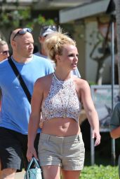 Britney Spears Leggy in Shorts - Hawaii, March 2016