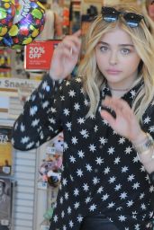 Chloë Grace Moretz Street Style - Shopping at Rite Aid in Beverly Hills 4/18/2016