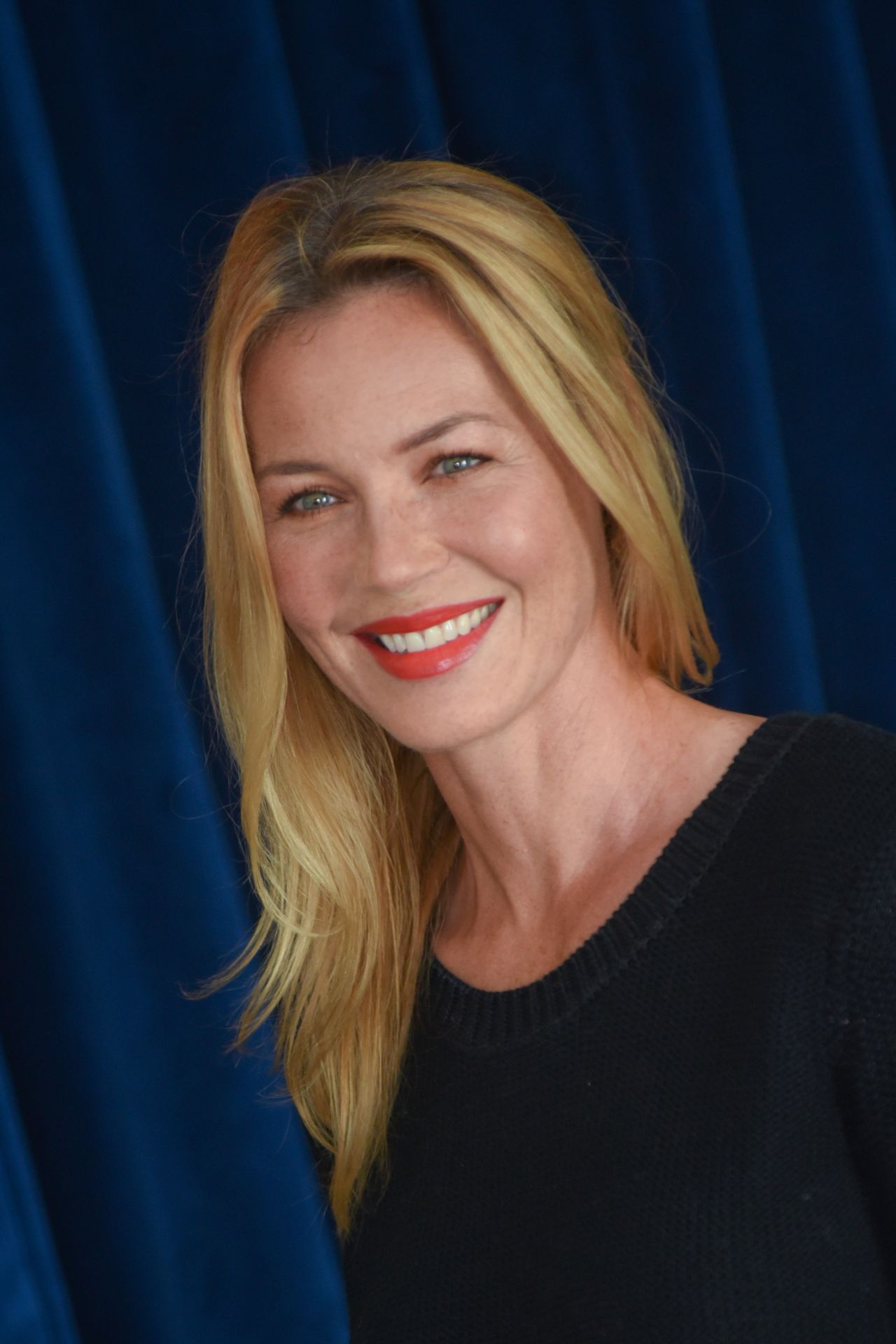 Connie Nielsen wonder woman