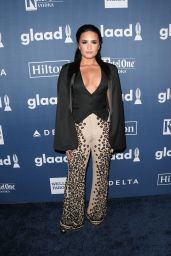 Demi Lovato - 2016 GLAAD Media Awards in Beverly Hills 4/02/2016