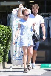 Diane Kruger - Picks up Her Dry cleaning in Los Angeles 4/24/2016