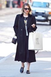Dianna Agron Style - Shopping in New York City 4/12/2016