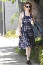 Emma Roberts - Getting Coffee in Los Angeles 4/5/2016