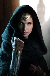 Gal Gadot - Wonder Woman (2017) Promo Pics 