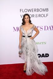 Gianna Simone – ‘Mother’s Day’ World Premiere in Los Angeles