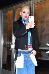Gwen Stefani - Leaving the Offices at the LinkedIn Corporation in New York City 3/31/2016 