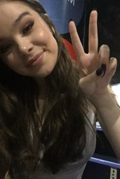 Hailee Steinfeld - Twitter and Instagram Personal Pics 4/5/2016