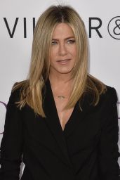Jennifer Aniston – ‘Mother’s Day’ World Premiere in Los Angeles