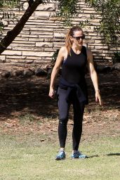 Jennifer Garner - Out in Los Angeles, CA 4/4/2016